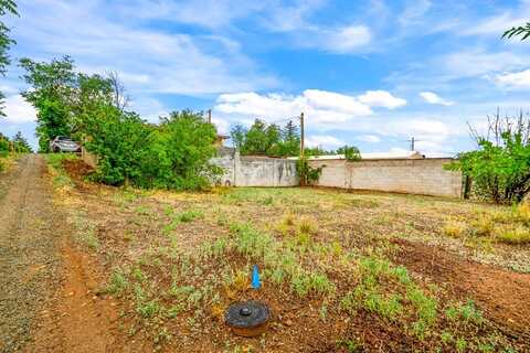 1304 Montoya Place, Santa Fe, NM 87505