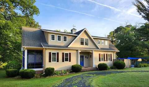 1 TURNER ST, ONANCOCK, VA 23417