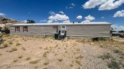 701 DILLON Street, Aztec, NM 87410