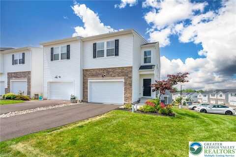 4901 Brookside Court, Shamokin, PA 18036