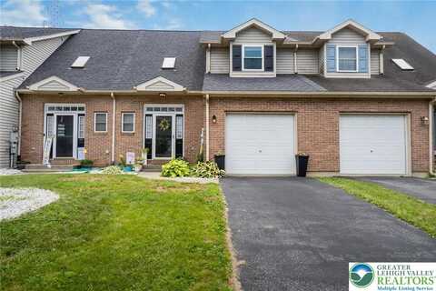 104 Stephanie Drive, Palmer, PA 18045