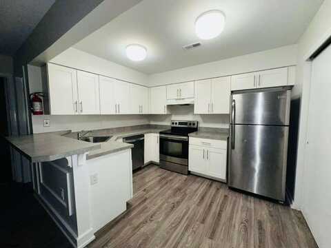 38 Heather Croft, Egg Harbor Township, NJ 08234