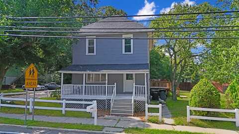 615 N Shore Rd, Absecon, NJ 08201