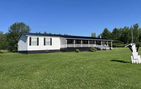 65 Kinnie Road, Massena, NY 13662