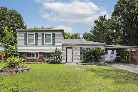 8806 Mayflower Road, Little Rock, AR 72205