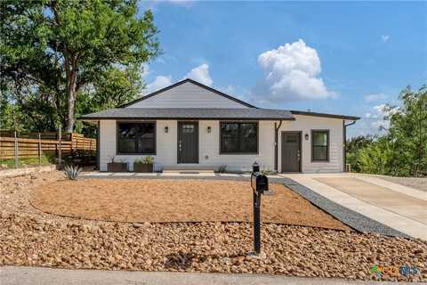 594 E South Street, New Braunfels, TX 78130