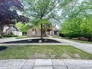 Burtonwood, WEST BLOOMFIELD, MI 48322