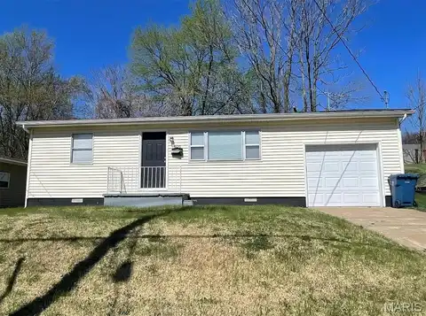 900 CASEYVILLE Road, Collinsville, IL 62234