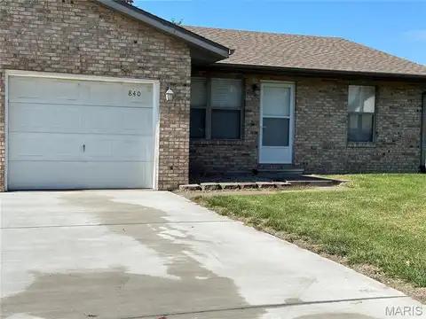 842 SOUTHGATE Drive, Freeburg, IL 62243