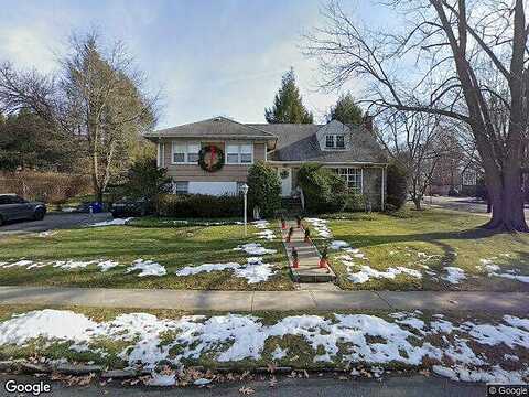 Loring, PELHAM, NY 10803