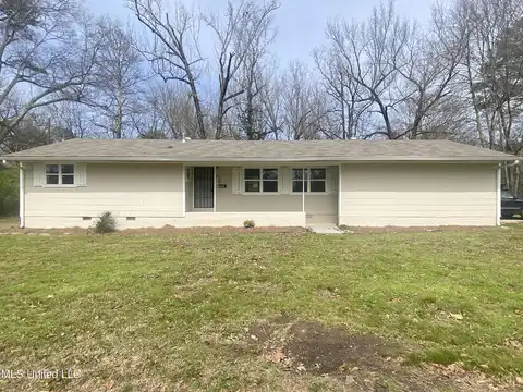 Cooper, JACKSON, MS 39212