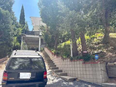 Wylerhorn, CRESTLINE, CA 92325