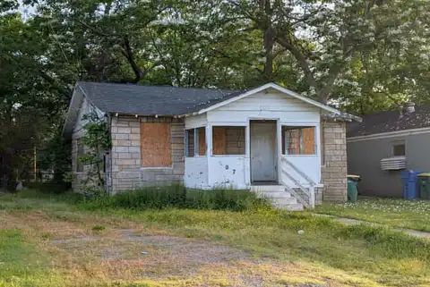 21St, NORTH LITTLE ROCK, AR 72114