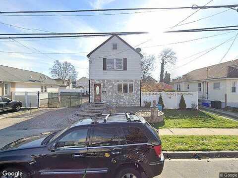 Pennywood, ROOSEVELT, NY 11575
