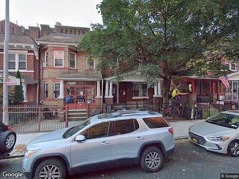 Sunnyside, BROOKLYN, NY 11207