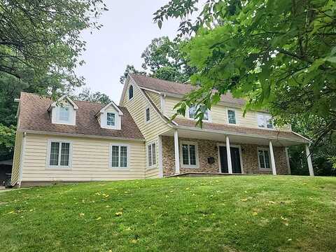 Beech, ENGLEWOOD, NJ 07631