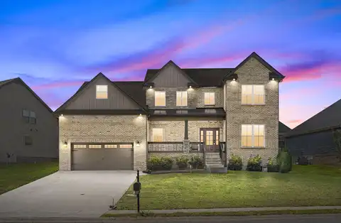Melbourne, CLARKSVILLE, TN 37043