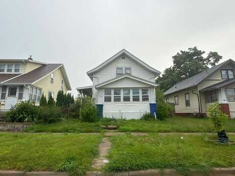 K, CEDAR RAPIDS, IA 52404