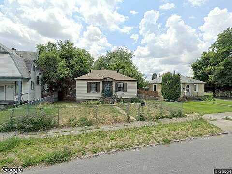 Courtland, SPOKANE, WA 99207