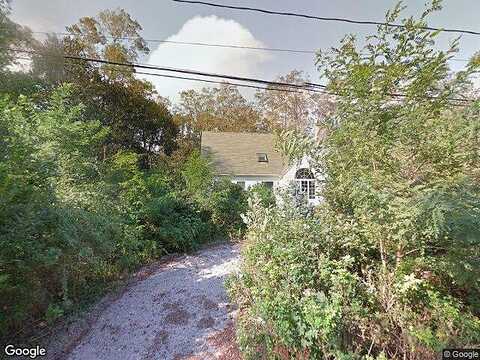 Pearl, TEATICKET, MA 02536