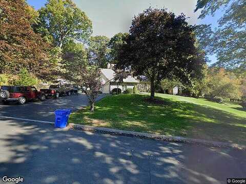 Pond Edge, WATERFORD, CT 06385
