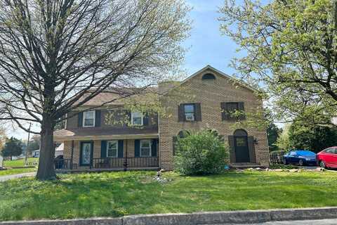 Lawnwood, EAST PETERSBURG, PA 17520