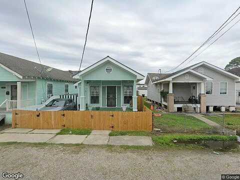Rocheblave, NEW ORLEANS, LA 70117