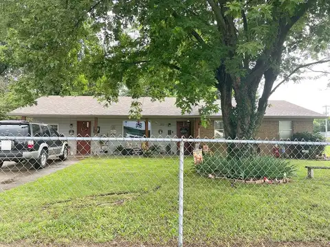 Kelli, FARMINGTON, AR 72730