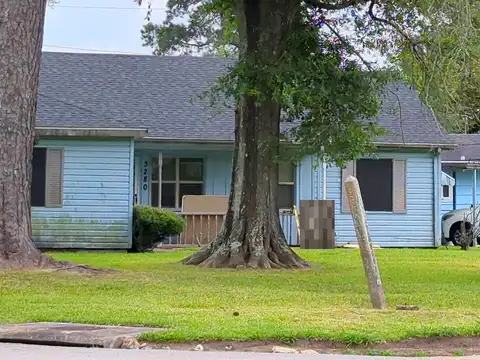 Redwood, BEAUMONT, TX 77703