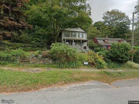 Landing Hill, EAST HADDAM, CT 06423
