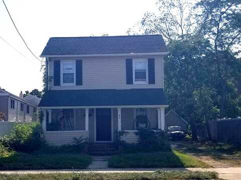 5Th, BAY SHORE, NY 11706
