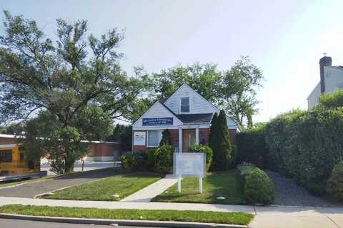 Village, ELMONT, NY 11003