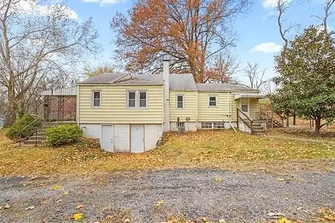 49Th, KANSAS CITY, MO 64119