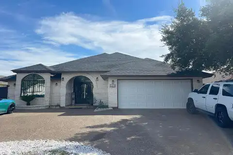Forest, LAREDO, TX 78045
