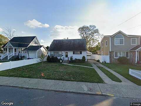 Montgomery, OCEANSIDE, NY 11572