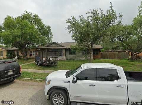 E Henderson Street, Bishop, TX 78343