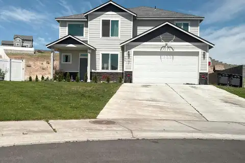 Kimberly, ROYAL CITY, WA 99357
