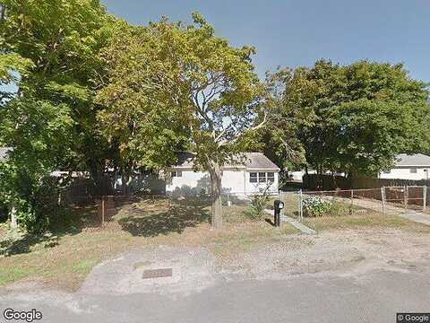 Scherger, EAST PATCHOGUE, NY 11772