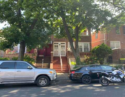 Crown, BROOKLYN, NY 11213