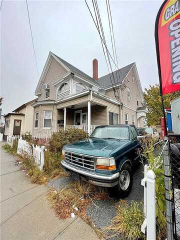Broadway, PAWTUCKET, RI 02860