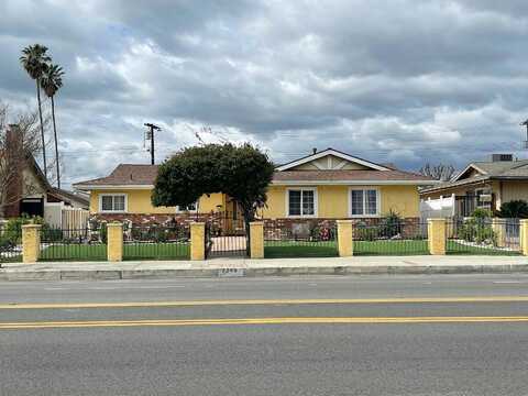 Shoup, WEST HILLS, CA 91307