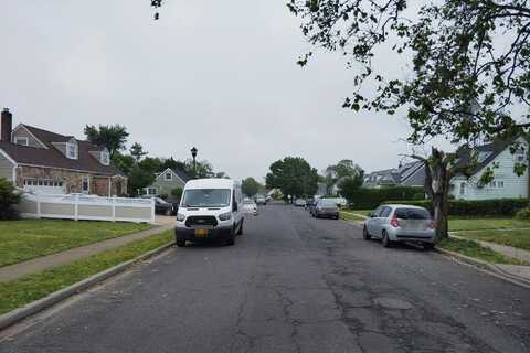 Coleridge, UNIONDALE, NY 11553