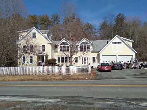 Town House, CORNISH, NH 03745