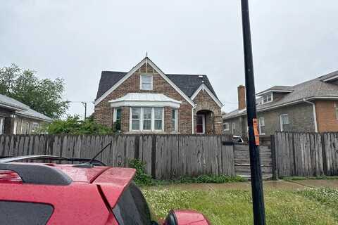 Marshfield, CHICAGO, IL 60620
