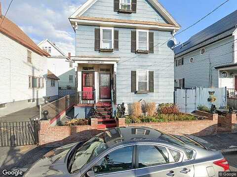 Perry, LOWELL, MA 01852