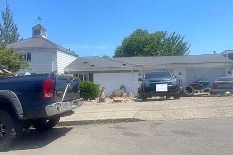 1St, SWEET HOME, OR 97386