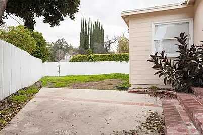 Durand Dr. &Amp; Mulholland Hw, Los Angeles, CA 90041