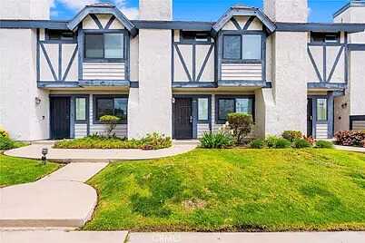 Fairview/Centiniel, Los Angeles, CA 90015