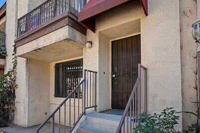 Franklin/Labre, Los Angeles, CA 90019