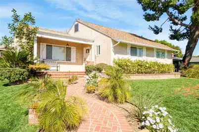Greenwood D, Los Angeles, CA 90066